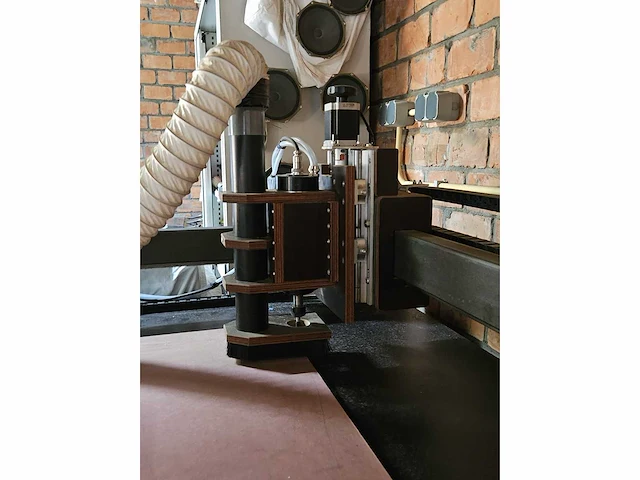 Cnc tafel voor hout, alu, kunstof - afbeelding 9 van  12