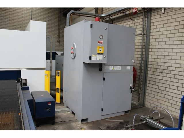 Cnc vlakbed lasersnijmachine trumpf trulaser 5030 fiber l68 met laser trudisk 6001, hawa ww 3001 t warmtewi... - afbeelding 19 van  19