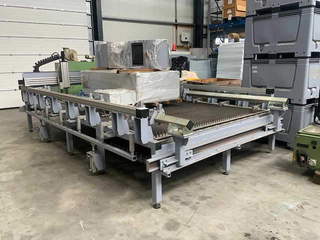 Cnc-waterstraalsnijmachine - afbeelding 12 van  20