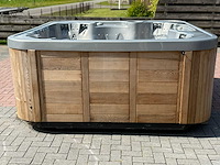 Coast spa 5 persoons jacuzzi en buitenspa - afbeelding 2 van  21