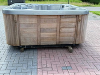 Coast spa 5 persoons jacuzzi en buitenspa - afbeelding 20 van  21