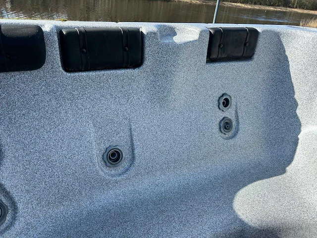 Coast spa 7 persoons amerikaans jacuzzi en buitenspa - afbeelding 10 van  15
