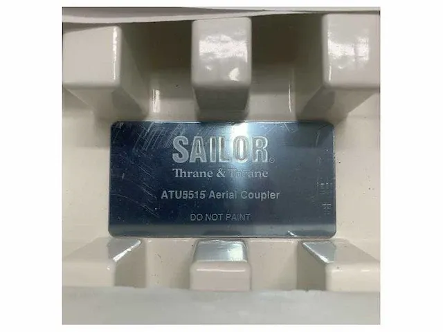 Cobham sailor atu5515 dsc mf/hf 500w antenna tuner - s-405515-thrwh - afbeelding 3 van  4