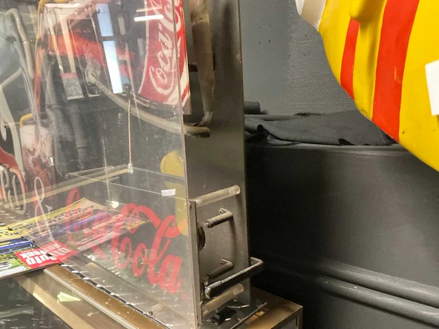 Coca-cola-bacardi reclame - afbeelding 4 van  4