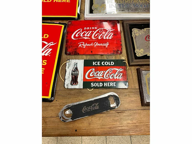 Coca cola merchandising (11x) - afbeelding 4 van  8