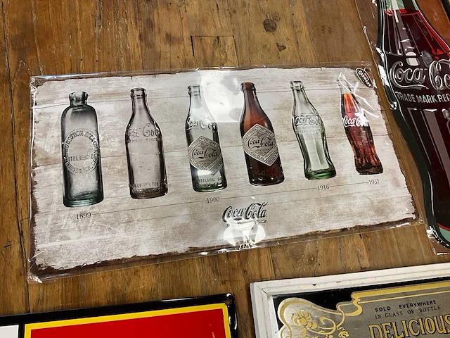 Coca cola merchandising (11x) - afbeelding 8 van  8