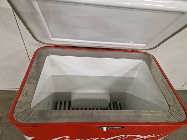 Coca cola retro - koelkist - afbeelding 2 van  3