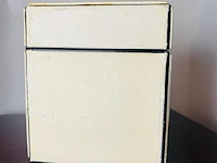 Coco chanel matelassé dameshorloge met originele doos - afbeelding 9 van  9