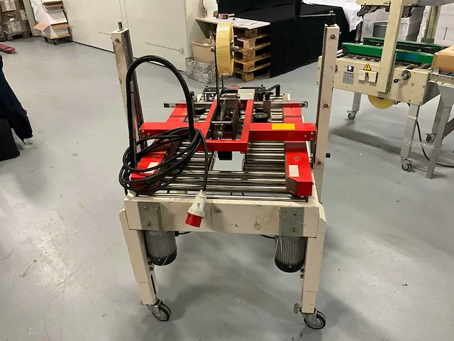 Coeman exc-103sd dozensluitmachine - afbeelding 12 van  17