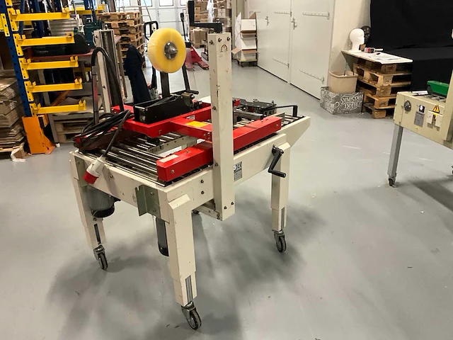 Coeman exc-103sd dozensluitmachine - afbeelding 13 van  17