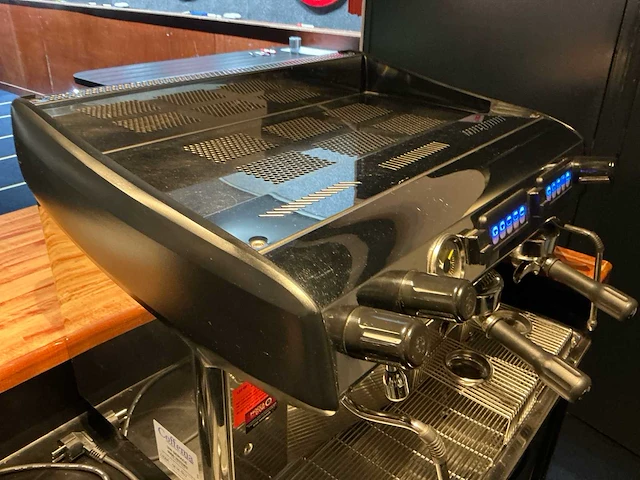 Coffema leona barista machine met losse koffiebonen maler - afbeelding 7 van  20