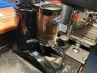 Coffema leona barista machine met losse koffiebonen maler - afbeelding 8 van  20