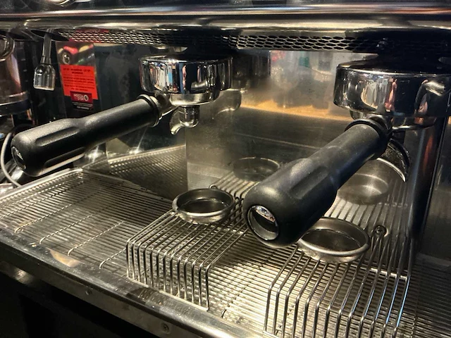 Coffema leona barista machine met losse koffiebonen maler - afbeelding 20 van  20