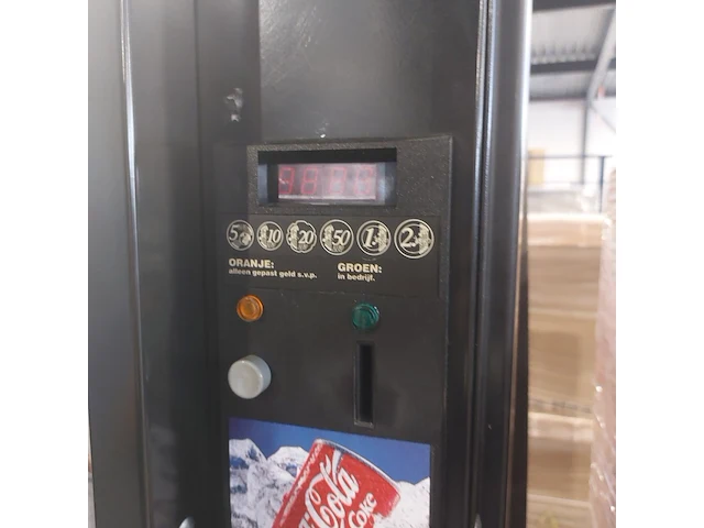 Cola automaat groot vendo, v181, rood, 2012 - afbeelding 5 van  5