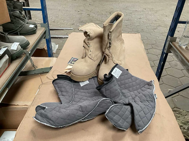 Cold weather tan boot - afbeelding 1 van  4