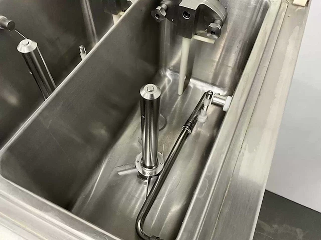 Coldelite (carpigiani) - ef 223 iecs - watergekoelde softijsmachine - afbeelding 2 van  12