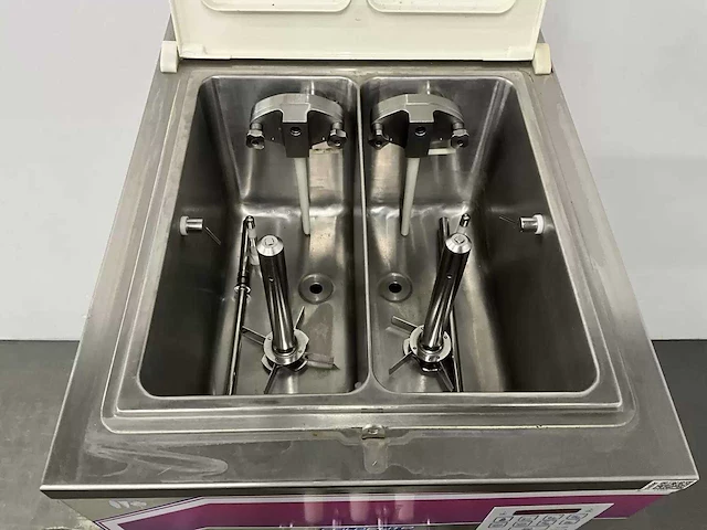 Coldelite (carpigiani) - ef 223 iecs - watergekoelde softijsmachine - afbeelding 11 van  12