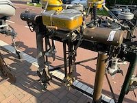 Collectie oldtimer buitenboordmotoren (9x) - afbeelding 2 van  11