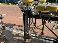 Collectie oldtimer buitenboordmotoren (9x) - afbeelding 3 van  11