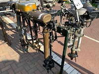 Collectie oldtimer buitenboordmotoren (9x) - afbeelding 10 van  11