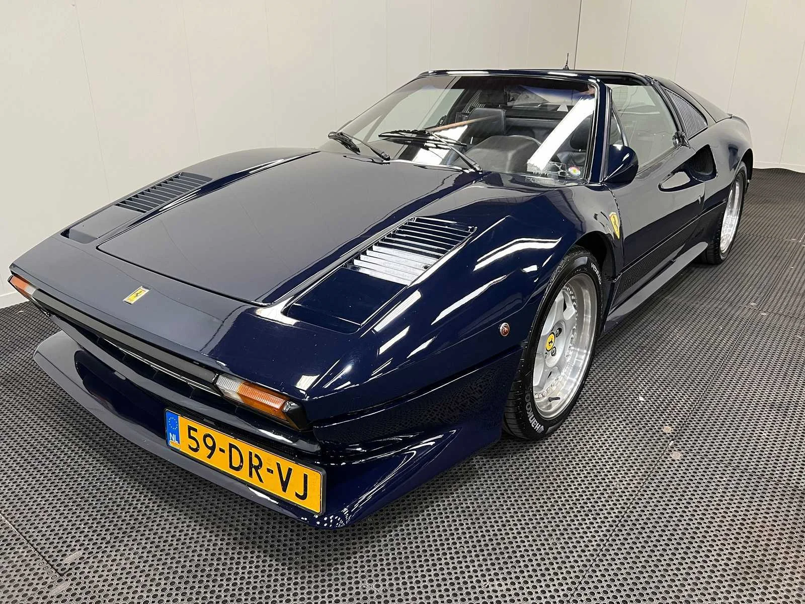 Collectie oldtimers te weert