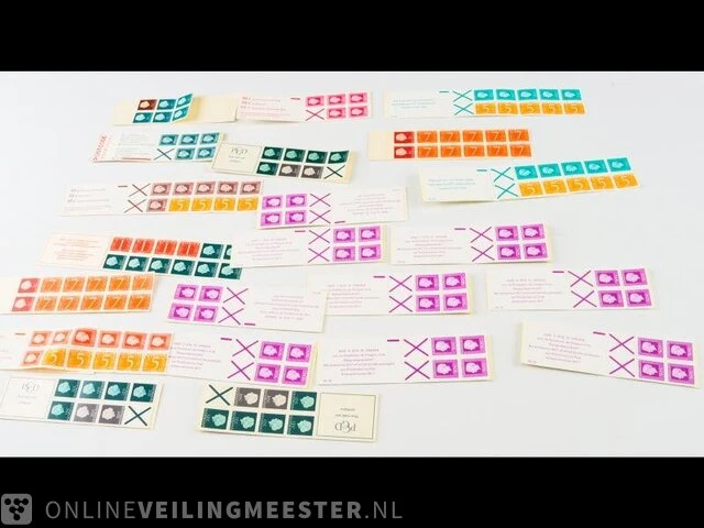 Collectie postfrisse postzegelboekjes nederland - afbeelding 1 van  10