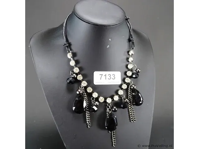 Collier - afbeelding 1 van  3