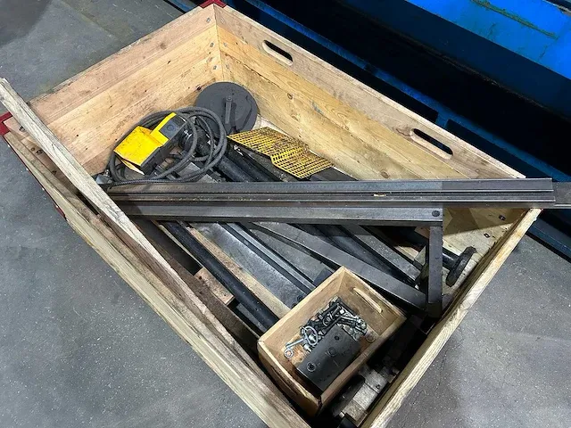 Colmal - hs 40-13, 4000x13mm - guillotineschaar - 2008 - afbeelding 6 van  17
