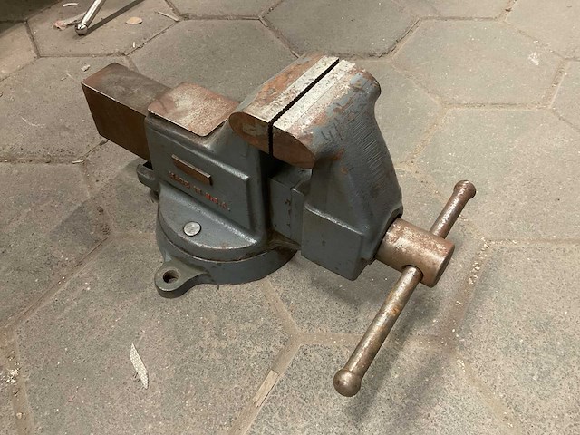 Columbian bankschroef - afbeelding 1 van  3