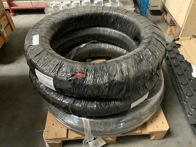 Comap multiskin msiso 6mm red (3x) rol 25m - afbeelding 2 van  5