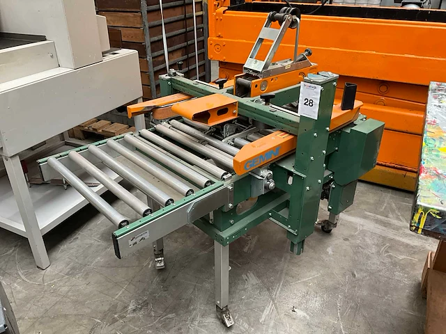 Comarme gem 50rc dozensluitmachine - afbeelding 1 van  6
