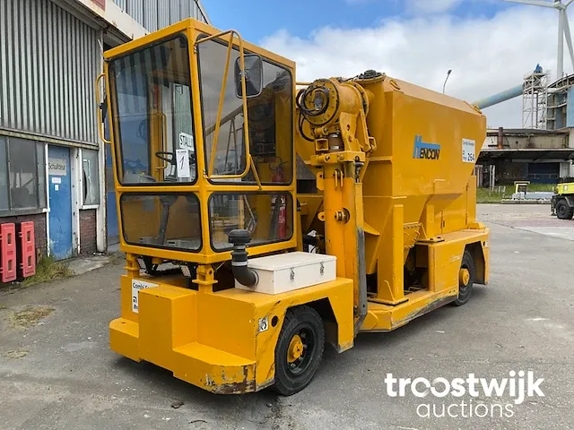 Combi feeder - afbeelding 1 van  26