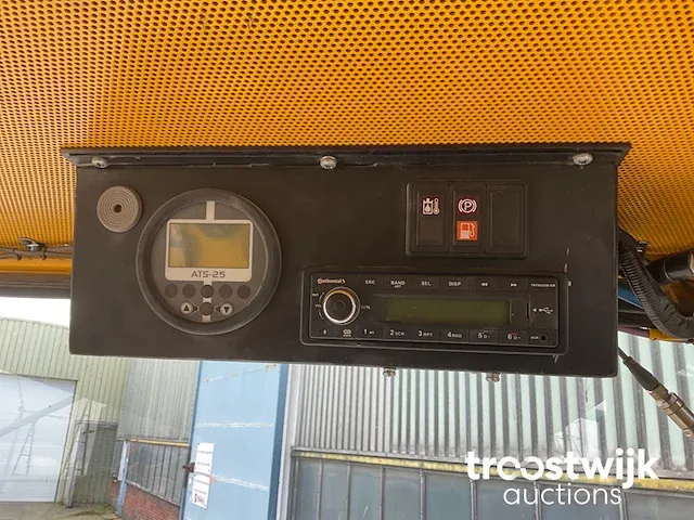 Combi feeder - afbeelding 18 van  26