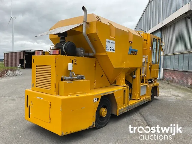 Combi feeder - afbeelding 20 van  26