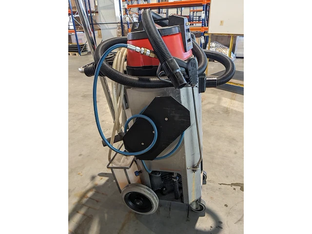 Combi machine> hogedruk, waterzuiger , hakomatic supervac, hako whale 40 - afbeelding 5 van  10