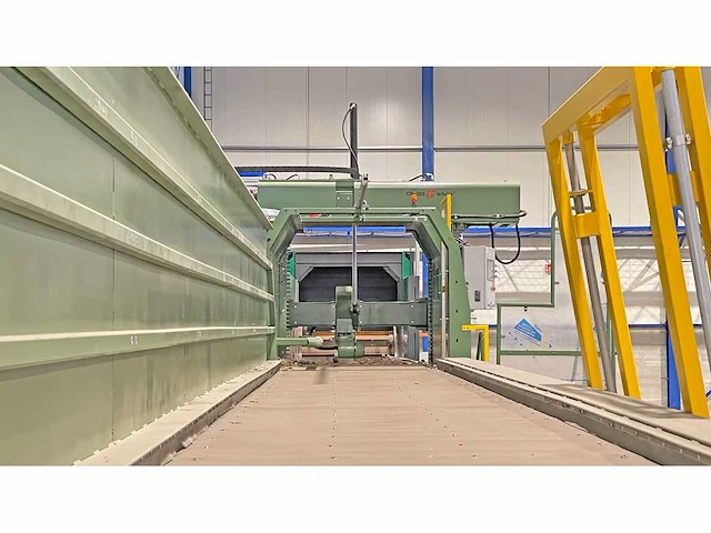 Combinatie kavel 2 & 3 (2021 cross wrap dw 1400 bale opener / dewiring line) - afbeelding 28 van  60