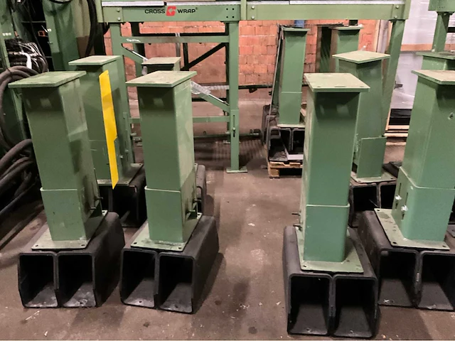 Combinatie kavel 2 & 3 (2021 cross wrap dw 1400 bale opener / dewiring line) - afbeelding 53 van  60