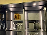 Combinatie van kavels 10 t/m 13 (showroomkeuken met wolf/siemens apparatuur) - afbeelding 18 van  40