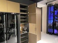 Combinatie van kavels 10 t/m 13 (showroomkeuken met wolf/siemens apparatuur) - afbeelding 24 van  40