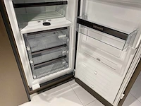 Combinatie van kavels 10 t/m 13 (showroomkeuken met wolf/siemens apparatuur) - afbeelding 29 van  40