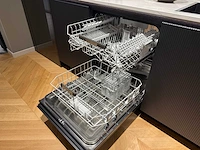 Combinatie van kavels 16 t/m 24 (showroomkeuken met v-zug apparatuur) - afbeelding 33 van  49