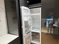 Combinatie van kavels 16 t/m 24 (showroomkeuken met v-zug apparatuur) - afbeelding 37 van  49