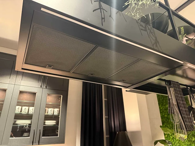 Combinatie van kavels 28 t/m 33 (showroomkeuken met siemens studioline apparatuur) - afbeelding 27 van  41