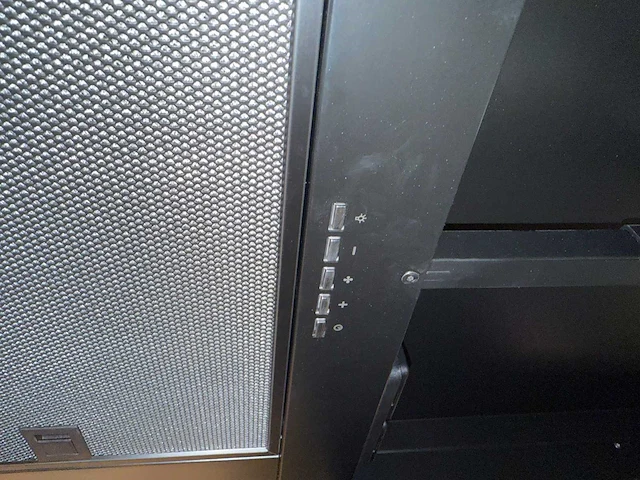 Combinatie van kavels 28 t/m 33 (showroomkeuken met siemens studioline apparatuur) - afbeelding 28 van  41