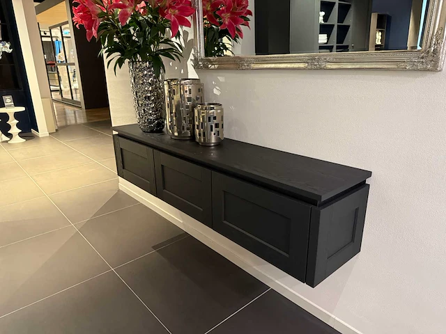 Combinatie van kavels 28 t/m 33 (showroomkeuken met siemens studioline apparatuur) - afbeelding 33 van  41