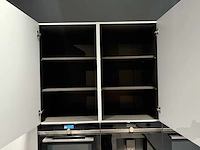 Combinatie van kavels 35 t/m 40 (showroomkeuken met siemens studioline apparatuur) - afbeelding 10 van  40