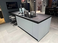 Combinatie van kavels 35 t/m 40 (showroomkeuken met siemens studioline apparatuur) - afbeelding 36 van  40
