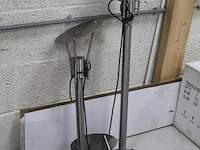 Combinatie van twee aluminium buitenwandlampen en twee aluminium tuinlantaarns w.o. hoogte circa 110 cm. - afbeelding 2 van  3