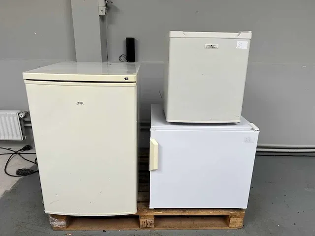 Combinatiekavel - 3x tafelmodel koelkasten - afbeelding 1 van  17