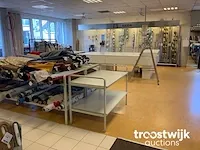 Combinatiekavel - complete winkelinventaris en winkel voorraad - afbeelding 2 van  12